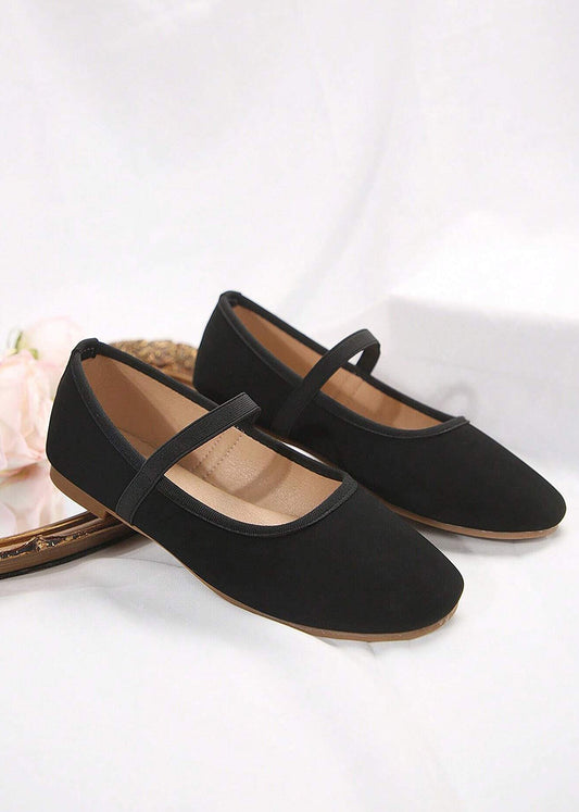 Nisa Faux Seude Flats in Black