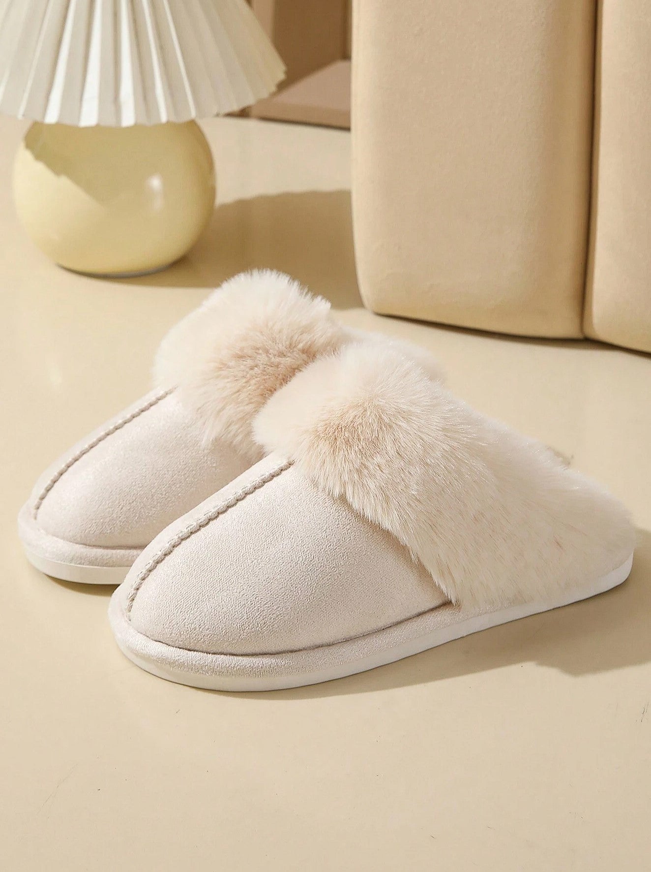 Rea Faux Fur Slippers in Beige