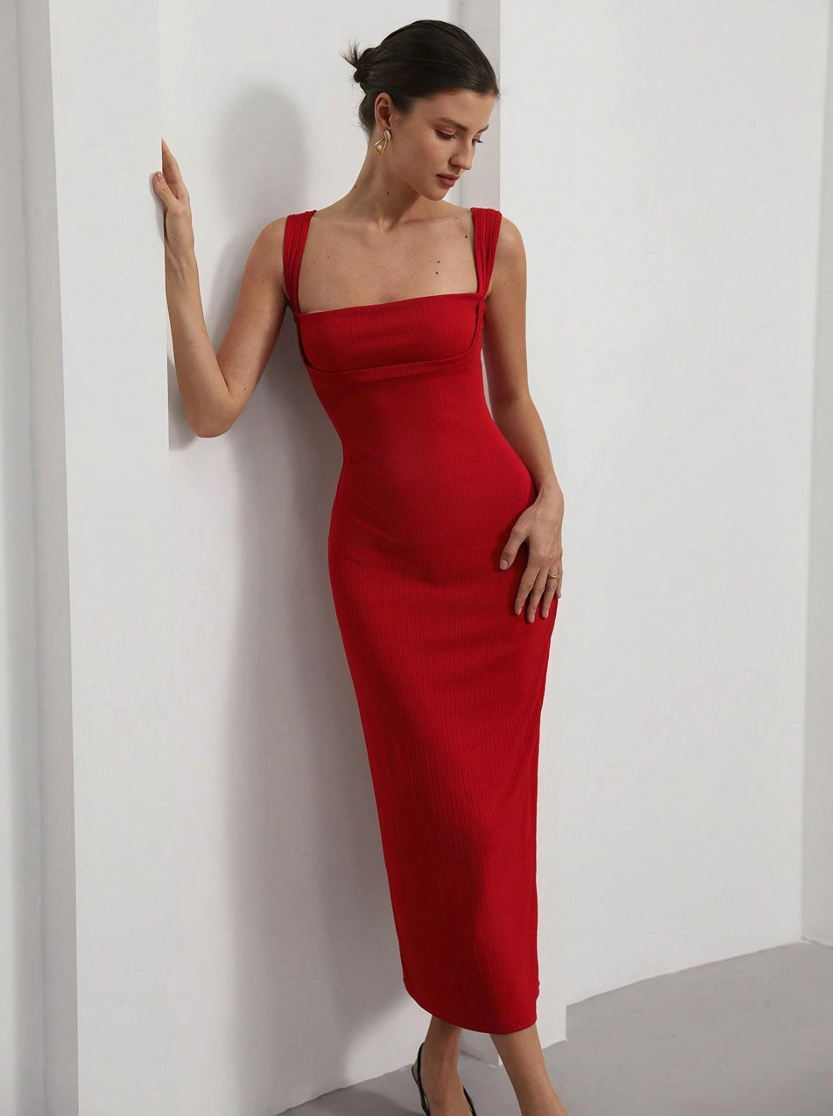 Sullie Square Neck Bodycon Midi Dress