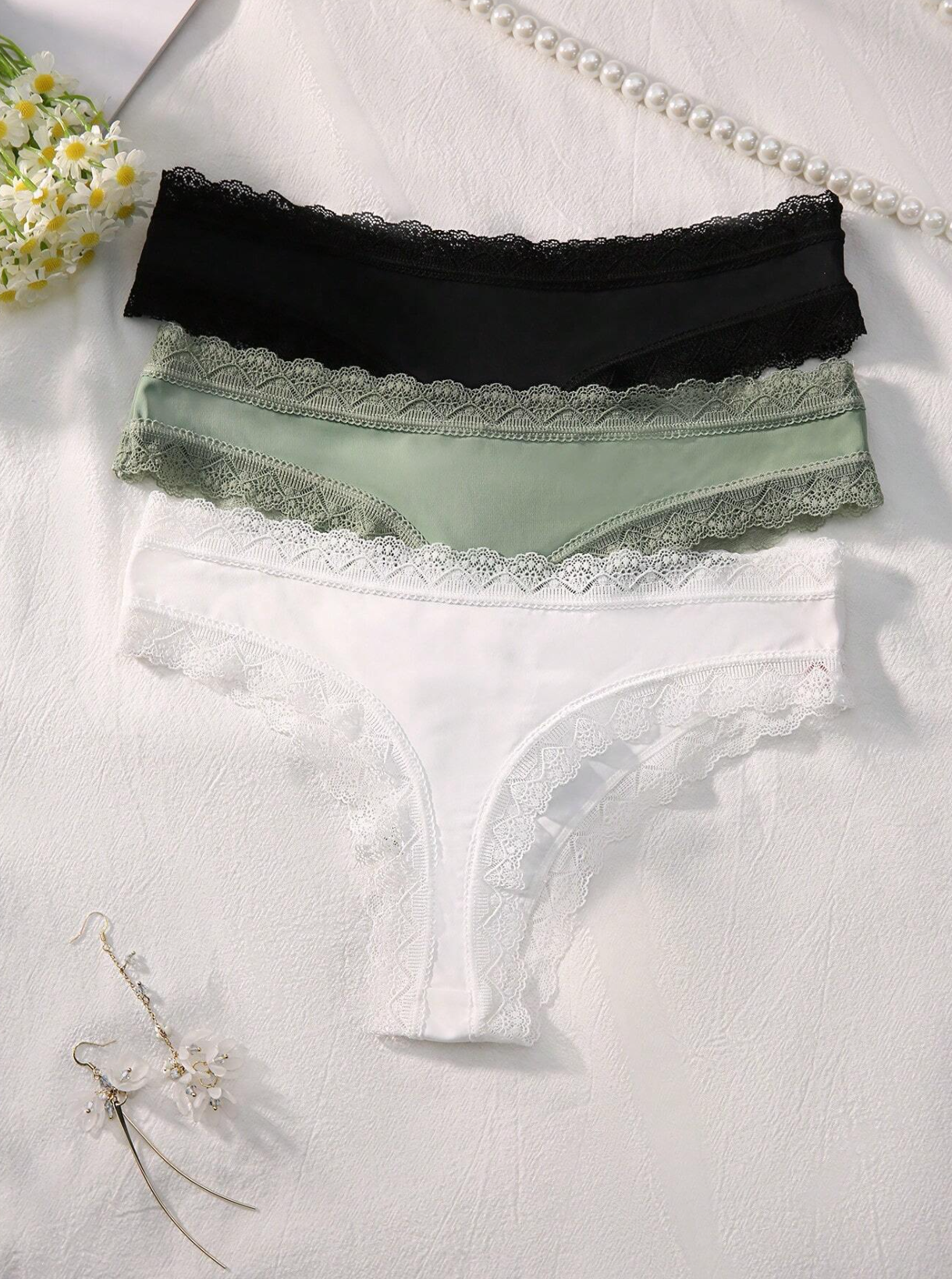 Hanky Lace Underwear, Set of 3