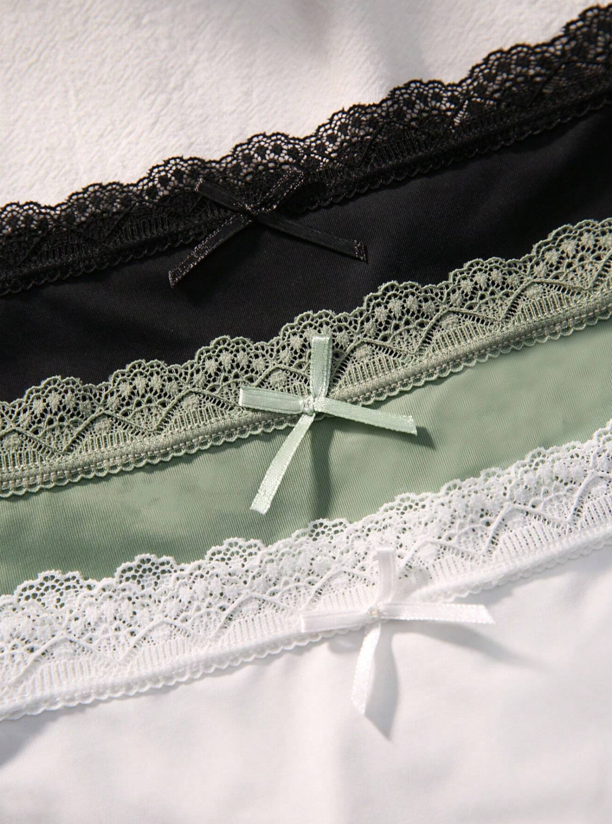 Hanky Lace Underwear, Set of 3