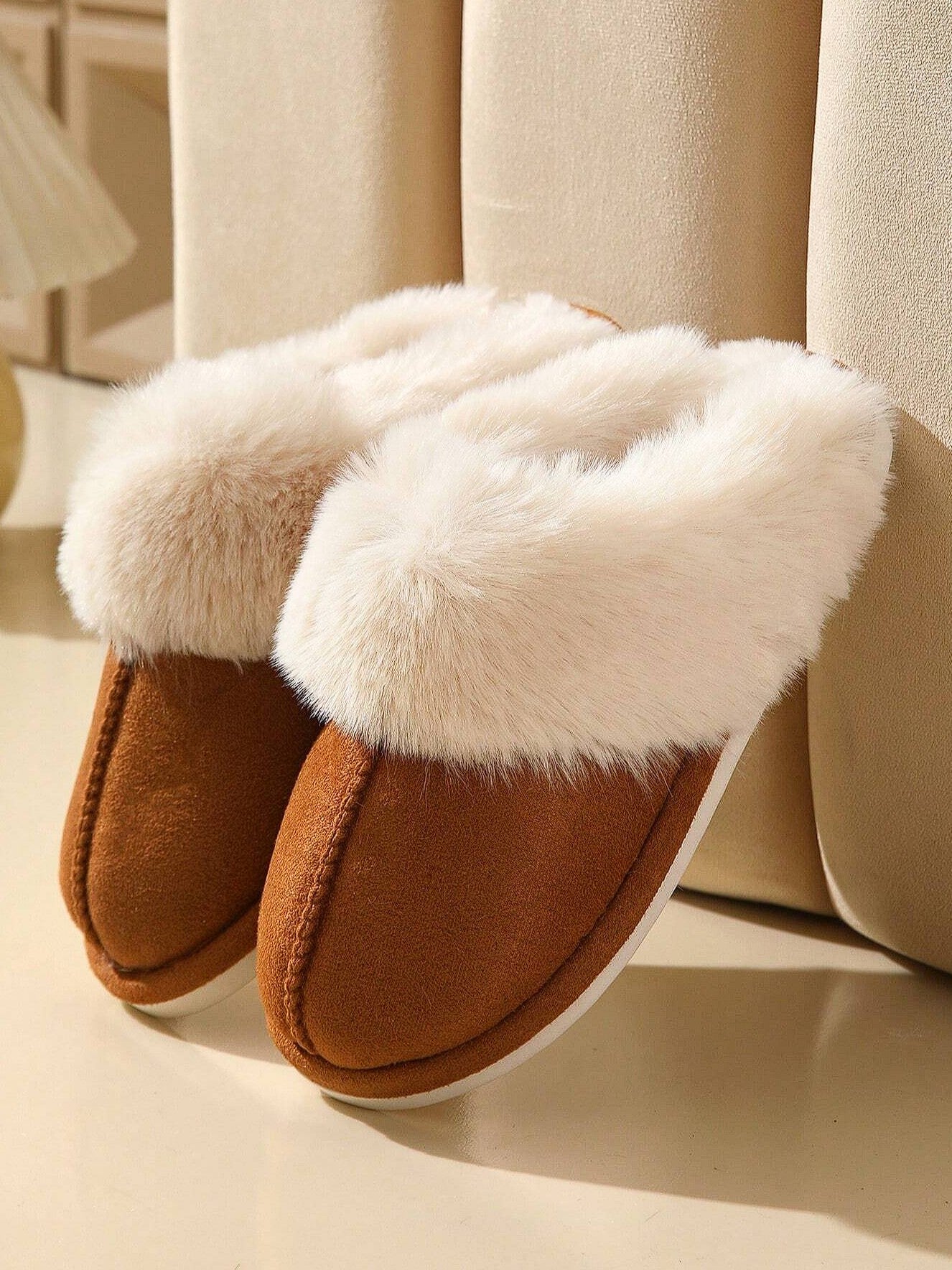 Rea Faux Fur Slippers in Brown