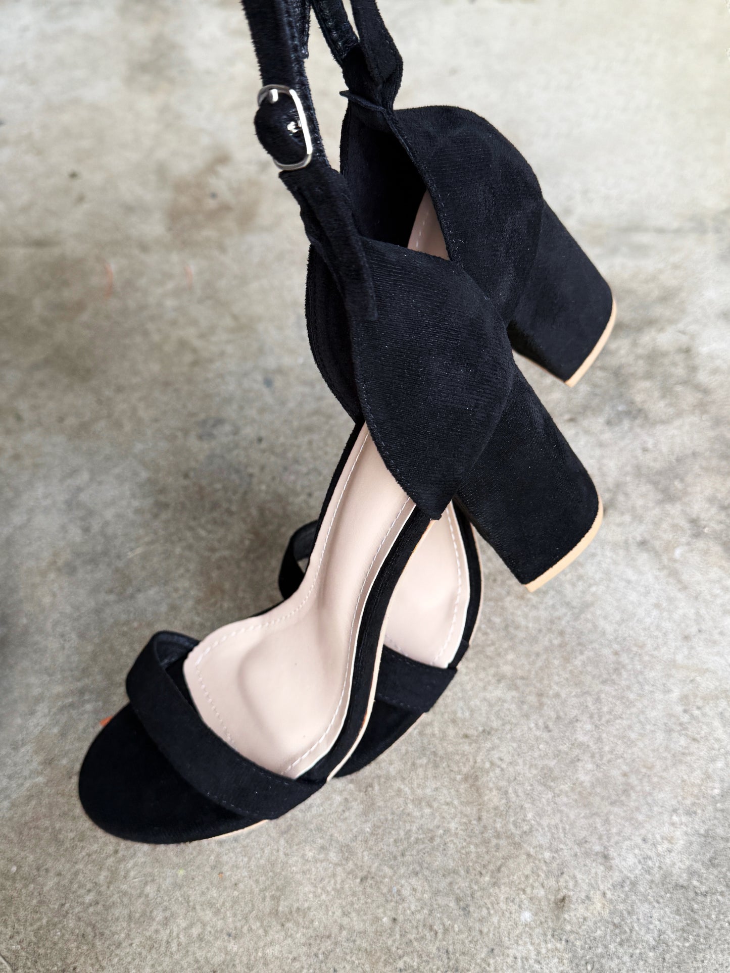 Jae Ankle Strap Heels Suede Black